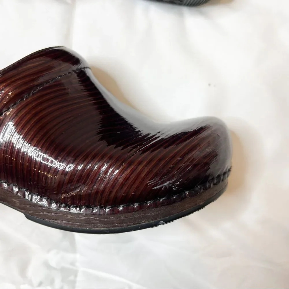 Dansko Abstract Line Print Clog Shoes - image 4